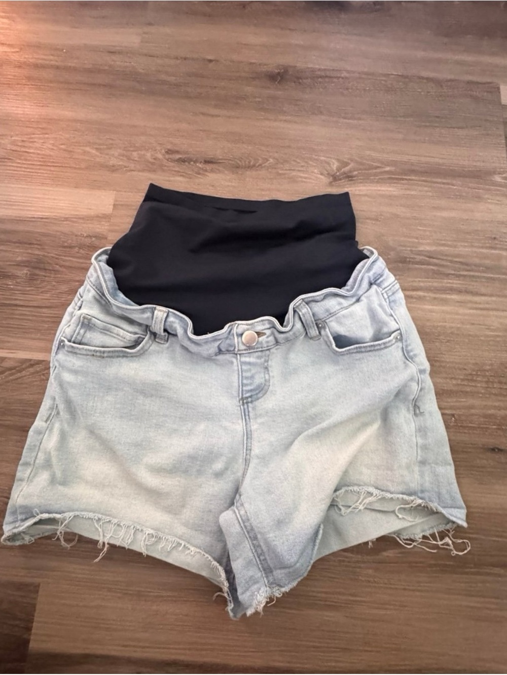 Time and Tru Light Wash Denim Maternity Shorts with Black Panel